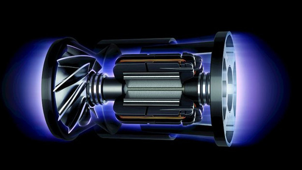 V10 motor and cyclones