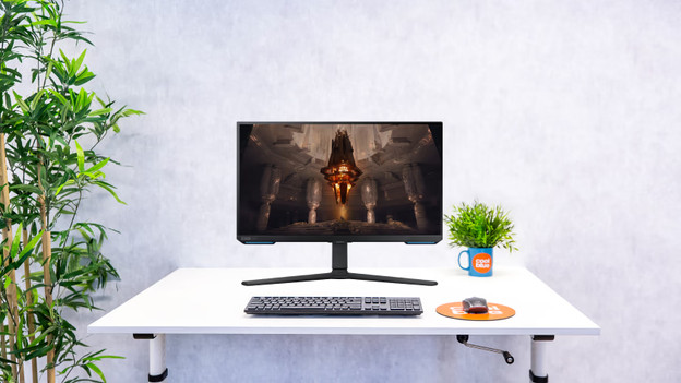 Odyssey G7: 28 inches - Standard (16:9)