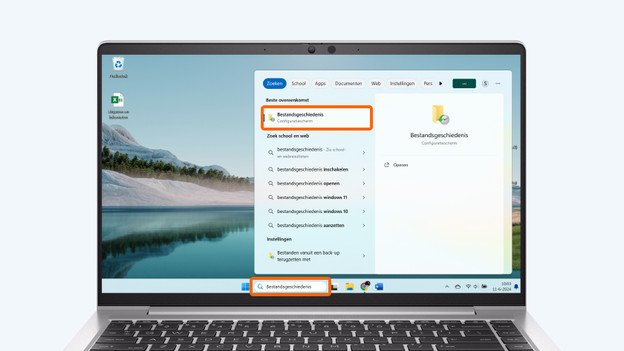Dans la barre de recherche, saisissez « Historique des fichiers ».