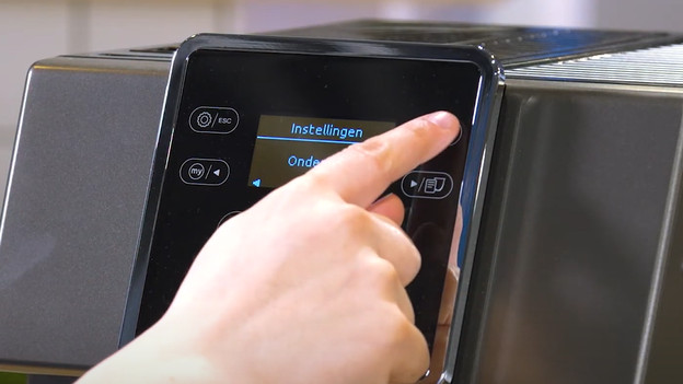 Install the water filter