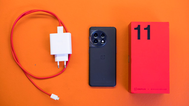 OnePlus 11 déballé