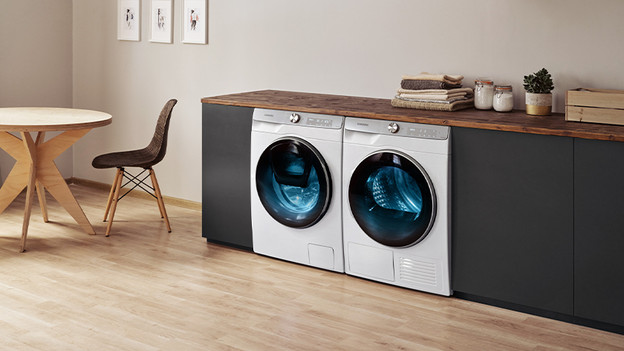 Samsung 7000 series: dries silently