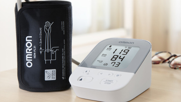 Omron X4 : 60 emplacements mémoire et pas de détection AFib