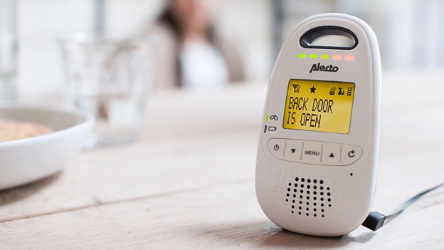 Analog baby monitors