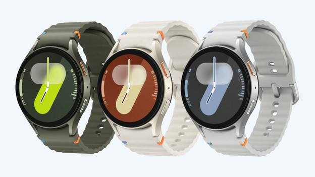 Montre 7 : boitier de montre avec des touches de couleur orange