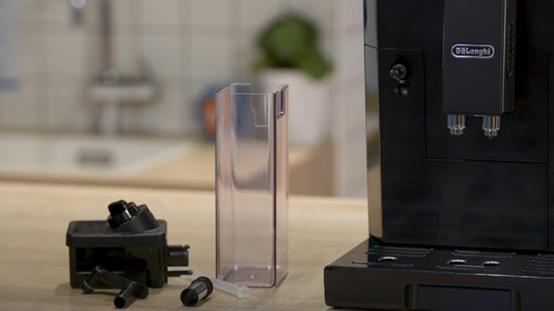 Démontez le réservoir à lait