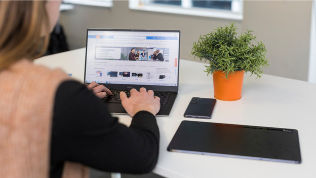 Rent laptops