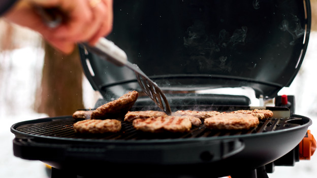 keep kamado barbecue out of the wind