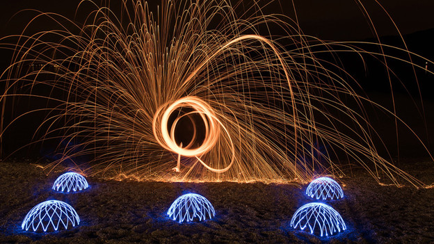 Een lightpainting met verschillende lichtbronnen