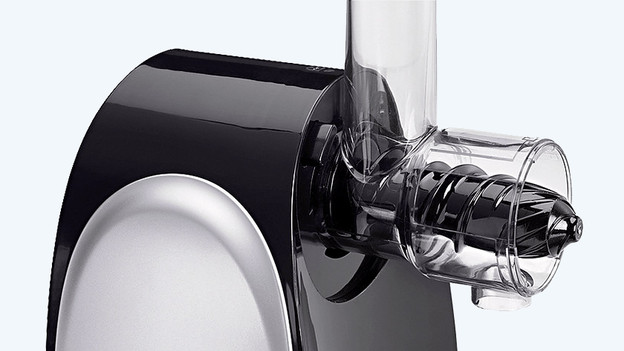 Slow juicer: slowly crushes