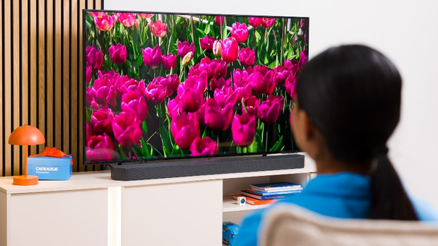 Comparez la Philips OLED810 avec la Philips OLED760