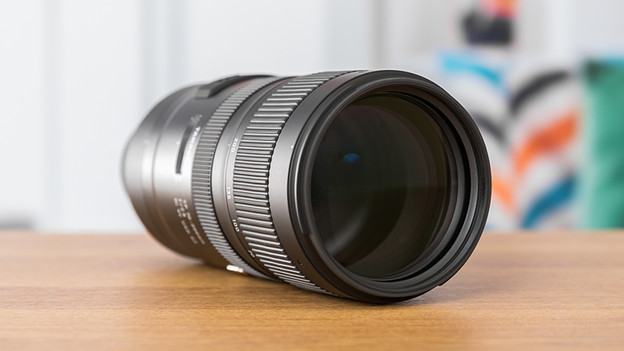 Tamron 70-200mm: light-sensitive lens with fixed aperture