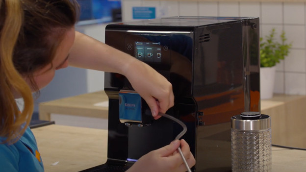 Sluit het melksysteem aan