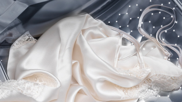 Drum with delicate laundry