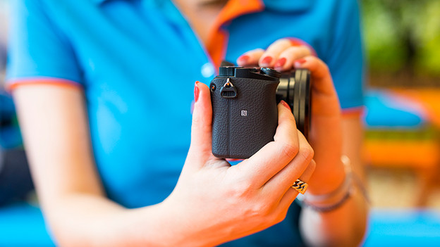 A6100 : un appareil photo léger