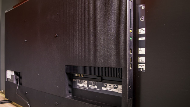 Ingangen en aansluitingen van de Sony A8 OLED tv