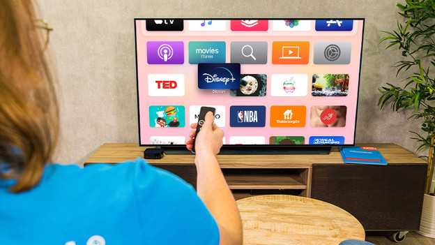 Media player: apps on external device