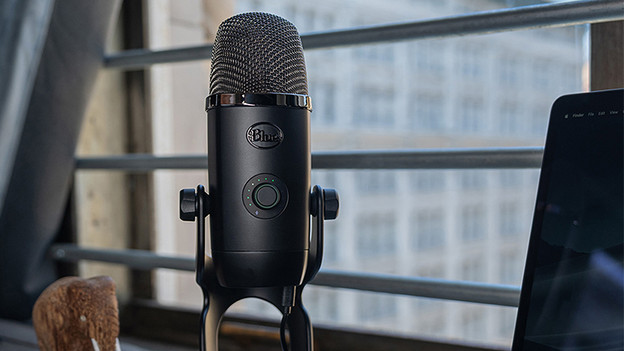 Blue Yeti X: medium-sized