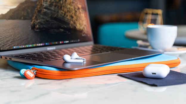 Apple Business Manager