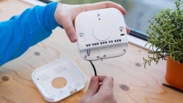 Step 4: connect the 2 wires