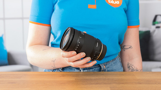 Tamron 18-400mm: both wide-angle and telephoto photos