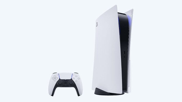 PlayStation 5 : grande et lourde