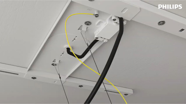 Step 4: connect the ground wire of the mount