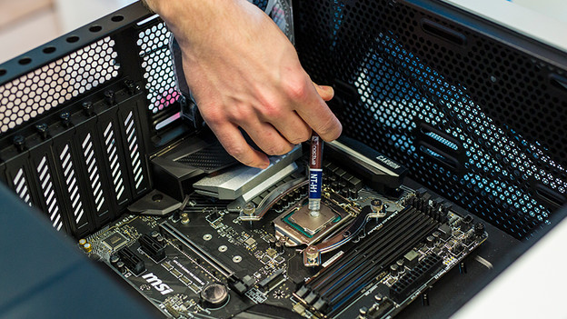 Plaats processorkoeler pc