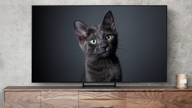 QD OLED: watch TV at night