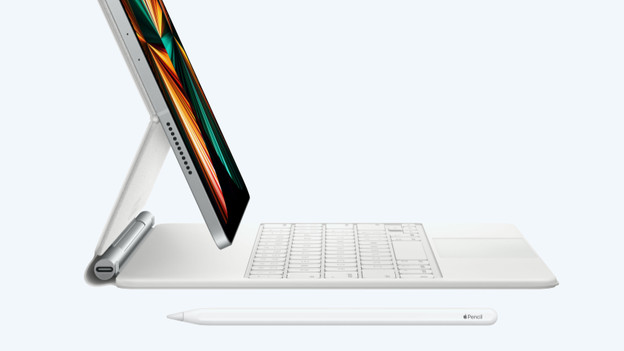 Apple iPad Pro (2021): USB-C connector with Thunderbolt