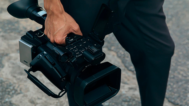 Professional video camera