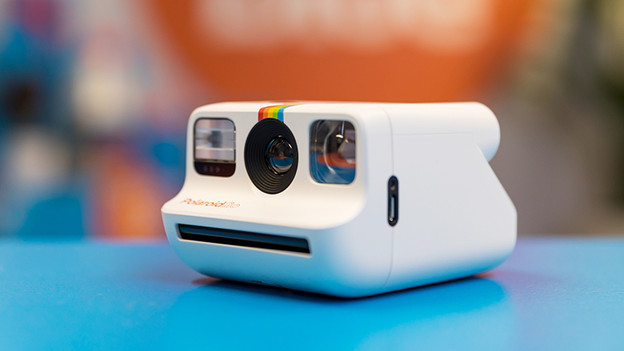 Polaroid Go: fixed focus distance