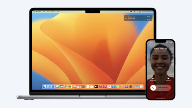 Apple iPhone pick up phone call with Apple MacBook