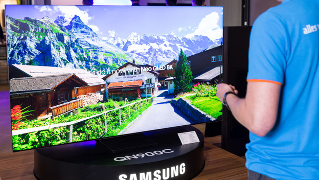 Images ultranettes QN900C