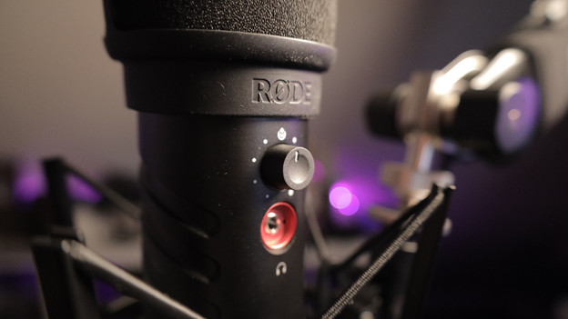 XDM-100 : grand et lourd