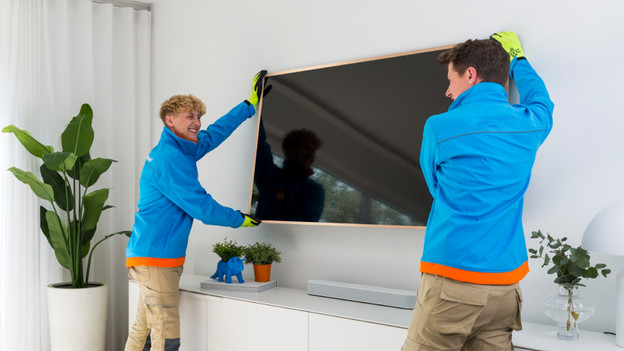 Notre service d'installation et de suspension de TV The Frame