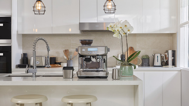 Sage the Barista Pro: with LCD screen