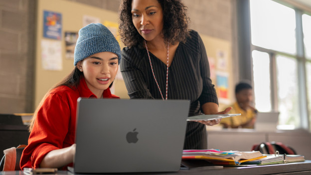 Apple MacBook student discount