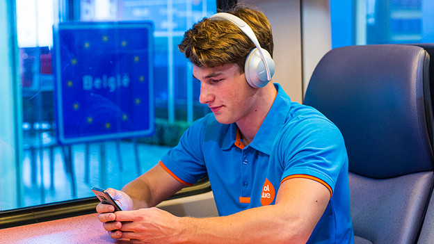 Bose Noise Cancelling Headphones 700: levels noise cancelling