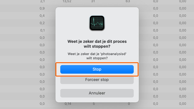 Klik op Forceer stop