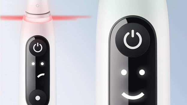 iO 6: light signal, app, and rotation delay