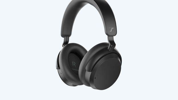 Sennheiser Accentum: none