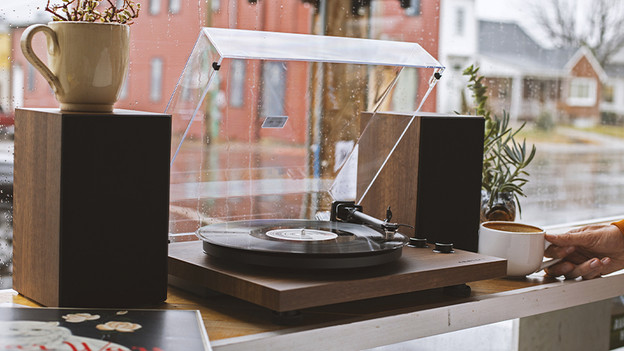 Platine vinyle entièrement automatique 
