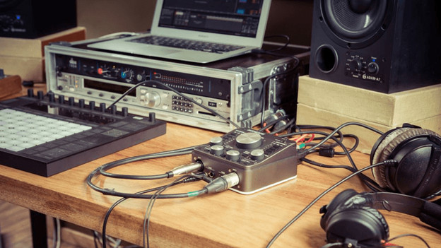 Inputs audio interface