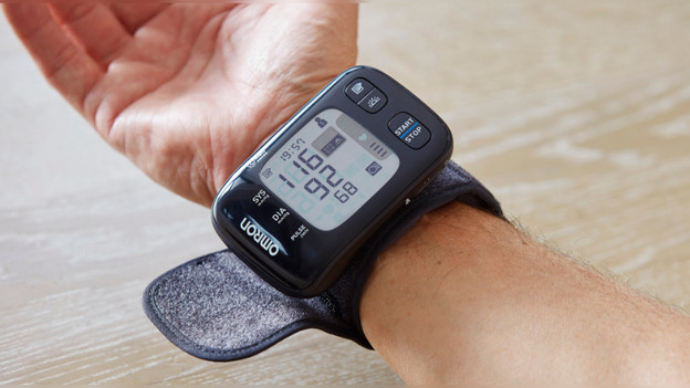 Blood pressure monitor