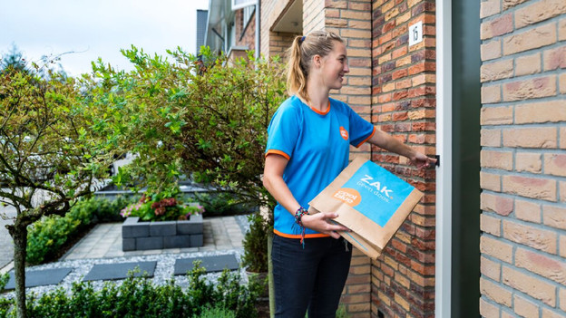 CoolblueBikes delivery driver