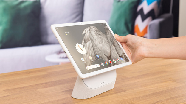 Google Pixel tablet entertainment