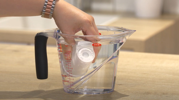 Install the water filter