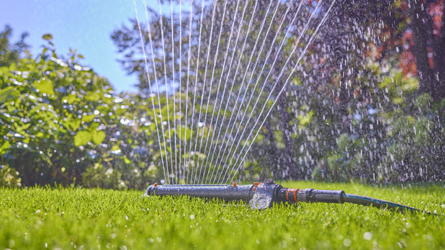 Semi-automatic sprinkling