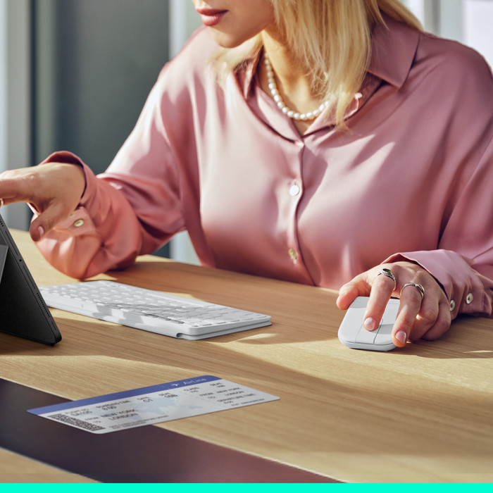 Logitech Mobi Fold Muis Off-White visual leverancier